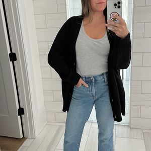 Jenni Kayne cashmere cocoon sweater, XS. Black. Fits oversized.